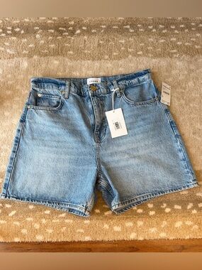FRAME “The Easy Denim Shorts” size 31